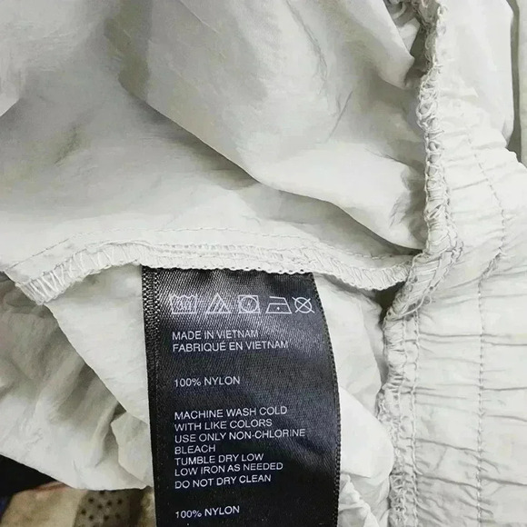 Urban Outfitters Sold out Pullover Windbreaker Rain Jacket Women's S - Picture 8 of 9